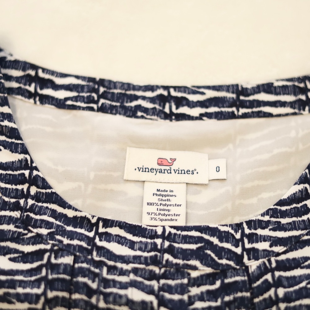{Vineyard Vines} Patterned Blouse - image 6